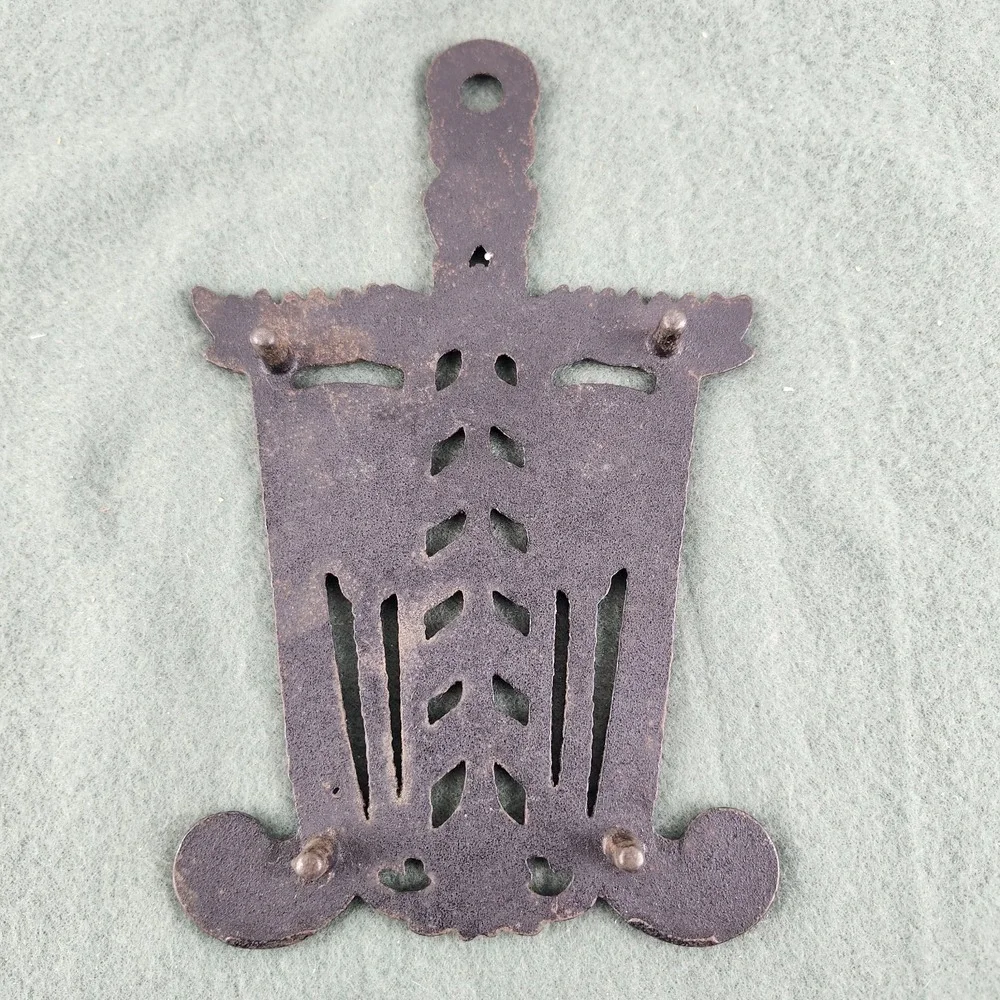 Vintage‎ Cast Iron Black Broom Wheat Broomstick Gothic Themed Trivet #2